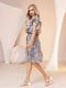 Платье А-силуэта серое с цветочным принтом | 6045102 | фото 2