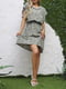 Платье А-силуэта цвета хаки с цветочным принтом | 6045104