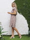 Платье А-силуэта коричневое с цветочным принтом | 6045105 | фото 2