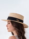 Шляпа соломенного цвета с черной лентой | 6044204 | фото 3