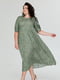 Платье А-силуэта оливковое с цветочным принтом | 6056226 | фото 2