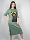 Сукня кольору хакі в принт | 6071142 | фото 4