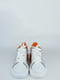 Кроссовки белые с оранжевыми вставками | 6072395 | фото 4
