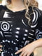 Платье А-силуэта черное в принт | 6076552 | фото 4