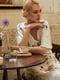 Платье А-силуэта молочного цвета с цветочным принтом | 6080224 | фото 5
