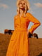 Платье-миди оранжевое с вышивкой | 6080355 | фото 4