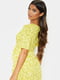 Платье А-силуэта желтое с цветочным принтом | 6087657 | фото 2