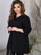 Жіноча класична блузка подовжена вільного фасону розмір: 52-54, 56-58, 60-62, 64-66 чорний, 52/54 | 6253269 | фото 3