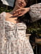Платье А-силуэта белое в принт | 6261978 | фото 2