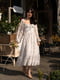 Платье А-силуэта белое в принт | 6261978 | фото 5