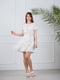 Платье А-силуэта белое с цветочным принтом | 6328018
