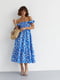 Платье А-силуэта синее в крупные цветы с открытыми плечами | 6331257 | фото 3