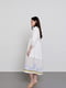 Платье А-силуэта белое с цветочной апликацией | 6367006 | фото 4