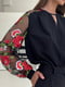Блуза чорна з квітковою вишивкою | 6396936 | фото 2