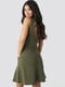 Платье А-силуэта с пуговицами зеленое | 6436466 | фото 2