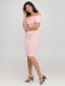 Платье-футляр с открытыми плечами розовое | 6440302