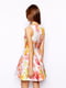 Платье А-силуэта в фактурный цветочный принт с молниями разноцветное | 6440607 | фото 2