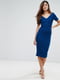 Платье-футляр с V-образным вырезом синее | 6440974 | фото 4