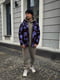 Куртка фиолетовая с принтом | 6479657 | фото 2
