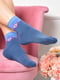 Шкарпетки темно-синього кольору з квітковим візерунком | 6487899 | фото 2