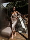 Сукня атласна бежева з пишними рукавами | 6506463 | фото 4