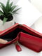 Компактний червоний гаманець, оздоблений пензликом | 6528294 | фото 5