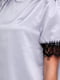 Блуза сиреневая с черным кружевом на рукавах | 6539253 | фото 4