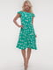 Платье А-силуэта зеленое в принт | 6384646 | фото 2