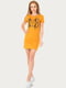 Платье-футболка желтое с рисунком | 6548058 | фото 2