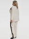 Елегантний бежевий костюм у діловому стилі з мереживними вставками | 6548743 | фото 3