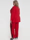 Элегантный костюм в деловом стиле красного цвета с кружевными вставками | 6548763 | фото 2