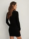 Платье черное с воротником-стойкой и вырезом | 6566665 | фото 2