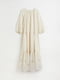Сукня а-силуету молочного кольору з мереживом | 6569499