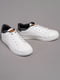 Кросівки білого кольору з контрастним задником | 6570375 | фото 4