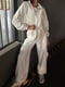Белый костюм с худи и штанами-карго на затяжках | 6570207 | фото 2