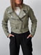 Куртка- косуха из эко кожи на замше оливкового цвета с подкладкой | 6570281 | фото 6