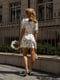 Сукня міні біла у квітковий принт | 6415927 | фото 12