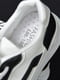 Кросівки чорно-білого кольору на шнурівці | 6577376 | фото 4