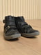 Черные демисезонные ботинки, декорированные заклепками | 6577858 | фото 2