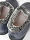Тапочки на меху серого цвета с вышивкой “Снежинка” | 6578132 | фото 4