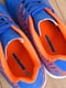 Бутсы сине-оранжевые с принтом | 6578261 | фото 4