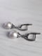 Сережки з перлами Swarovski світло-сірого відтінку | 6583292 | фото 3