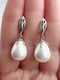 Сережки з перлами Майорка білого кольору | 6583392 | фото 2