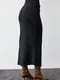 Силуэтная юбка-миди черного цвета с разрезом | 6584273 | фото 2