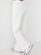 Молочные трикотажные брюки с начесом в стиле спорт-шик | 6584326 | фото 2