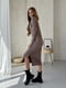 Свободное бежевое флисовое платье-футляр в рубчик “Генуя” | 6590010 | фото 3