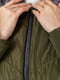 Куртка цвета хаки с меховым воротником | 6608815 | фото 5