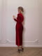 Оксамитова вечірня сукня червоного кольору з глибоким вирізом | 6615388 | фото 2