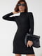 Базовое черное платье-мини в рубчик | 6615902 | фото 5