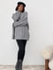 В'язаний светр оверсайз сірого кольору з візерунками із кісок | 6615908 | фото 7